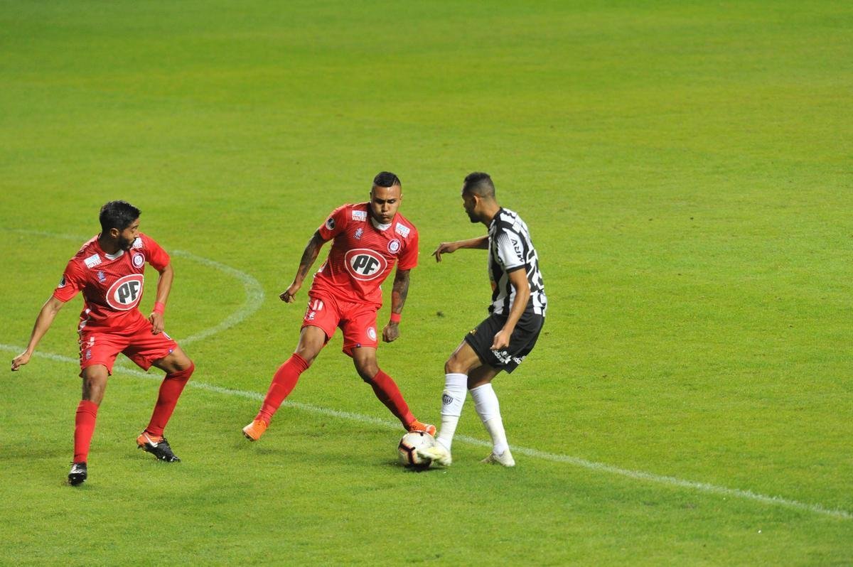 Fotos do primeiro tempo de Atltico x Unin La Calera-CHI, no Independncia, pela Copa Sul-Americana