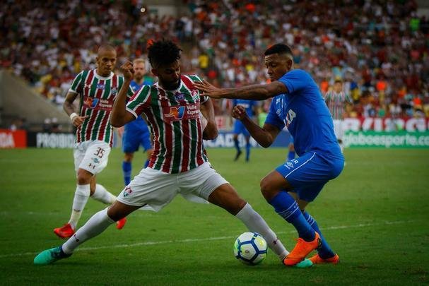 Fluminense e Cruzeiro em partida vlida pela segunda rodada do Brasileiro