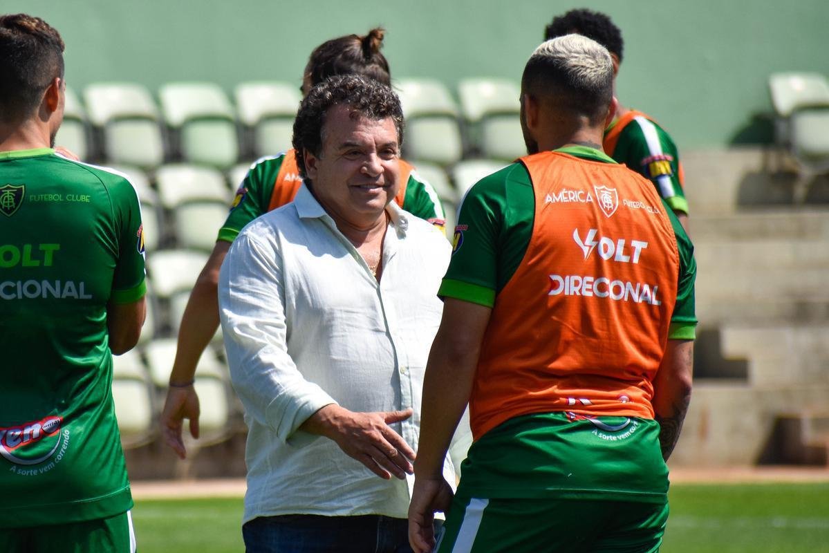 Presidente do Amrica, Alencar da Silveira Jnior (PDT) foi reeleito deputado estadual por Minas Gerais. Recebeu 60.283 votos.
