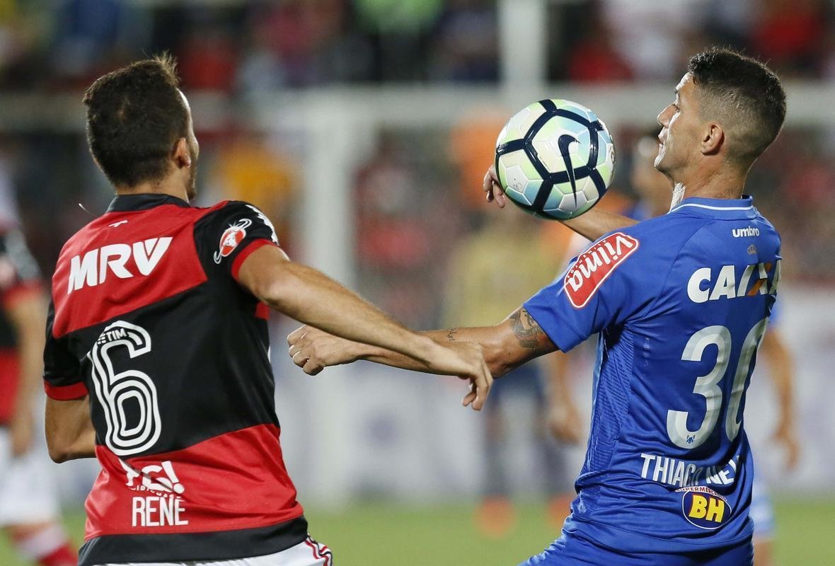Fotos de Flamengo x Cruzeiro, no estdio Luso-Brasileiro, pela 33 rodada da Srie A