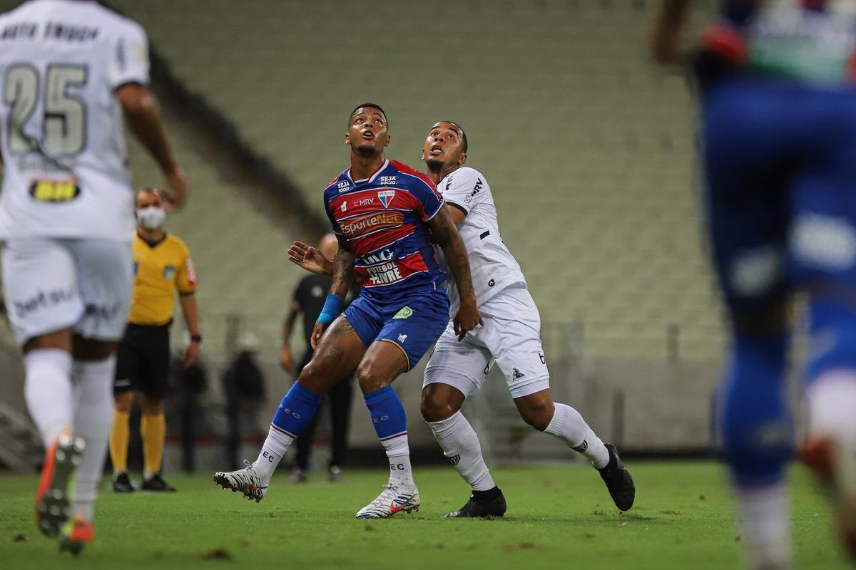 Atltico perdeu por 2 a 1 para o Fortaleza, no Castelo