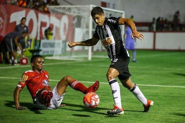 Daniel Penha - O jovem atacante de 20 anos atuou pelo lado esquerdo do campo. Na primeira etapa, foi tímido. No segundo tempo, foi o principal jogador do Galo no setor ofensivo. Foram três finalizações, uma delas bem defendida por Felipe, que evitou o gol de empate do Atlético.