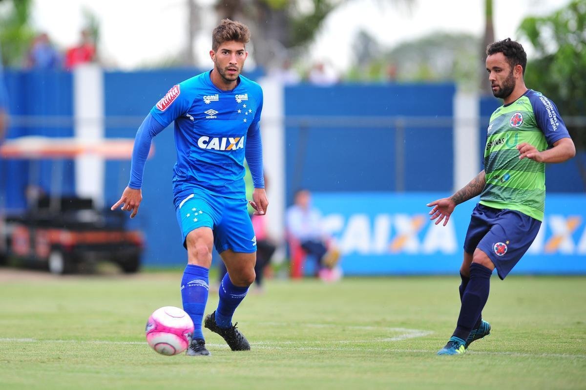 Imagens do jogo-treino entre Cruzeiro e Ipatinga, na Toca da Raposa II, nesta sexta-feira (12/01)