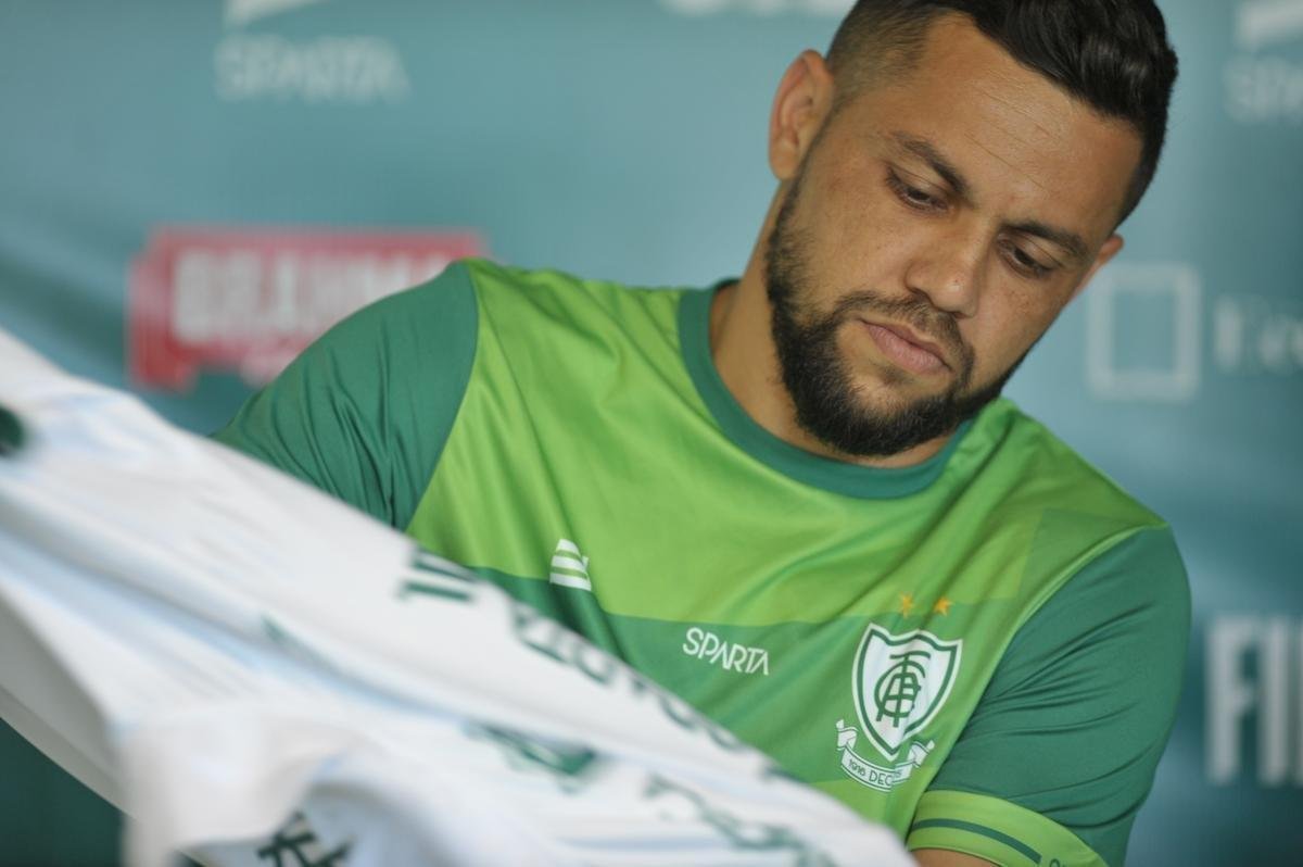 Atacante Marcelo Toscano e meia Felipe Azevedo reforam o Amrica para a disputa da Srie B de 2019