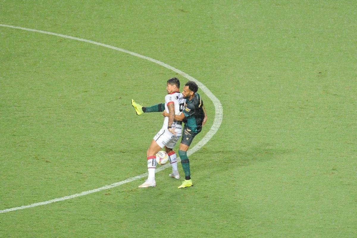 Fotos de Amrica x Vitria, no Independncia, pela 33 rodada