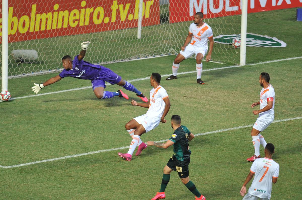 Fotos do jogo deste sbado entre Amrica e Coimbra, no Independncia, pelo Campeonato Mineiro