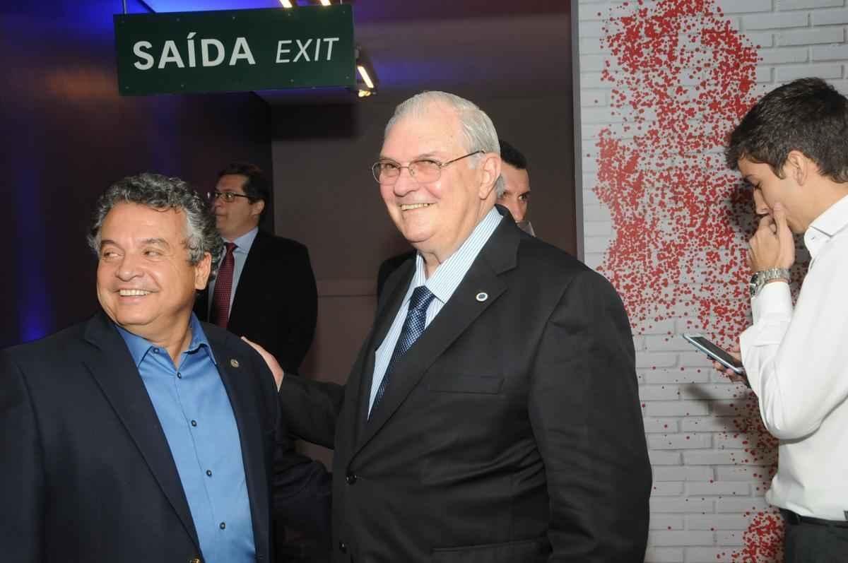 Personalidades na cerimnia do 16 Trofu Tel Santana