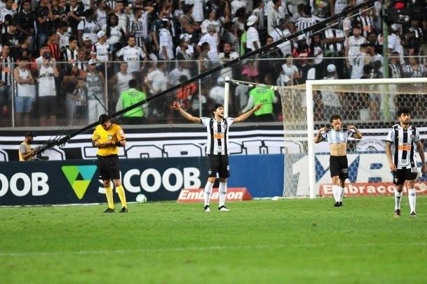 Fotos do jogo entre Atltico e Chapecoense, no Independncia, pela 29 rodada do Campeonato Brasileiro