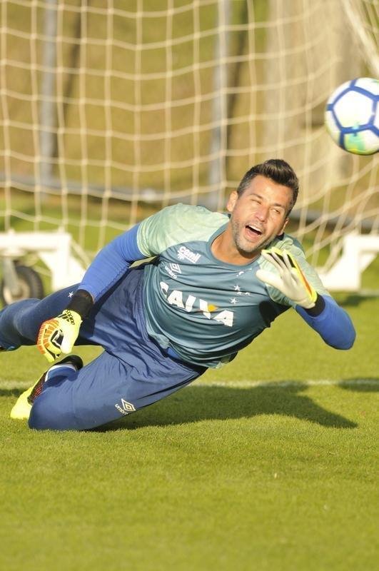 Imagens do treino do Cruzeiro desta quinta-feira, 12 de julho, na Toca da Raposa II