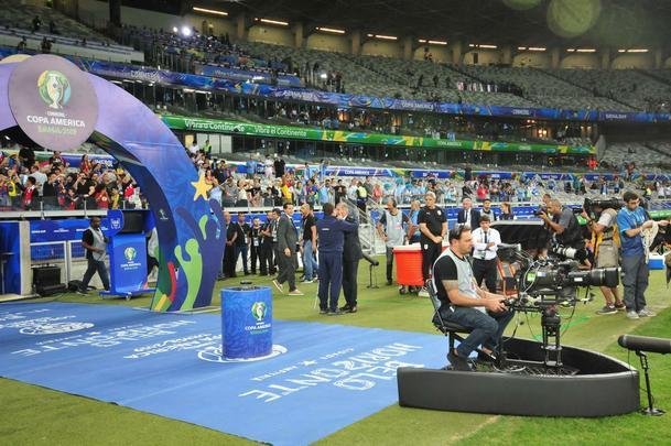 Fotos de Uruguai x Equador, no Mineiro