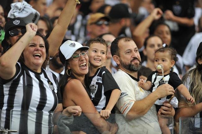 Fotos do jogo entre Atl�tico e Internacional, na estreia da S�rie A de 2022, no Mineir�o