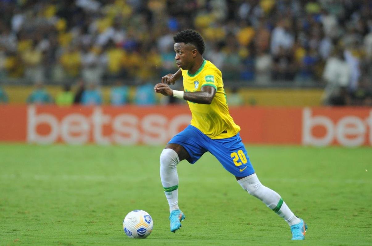 Brasil goleou o Paraguai por 4 a 0 no Mineiro, em BH, pelas Eliminatrias da Copa do Mundo, com gols de Raphinha, Philippe Coutinho, Antony e Rodrygo