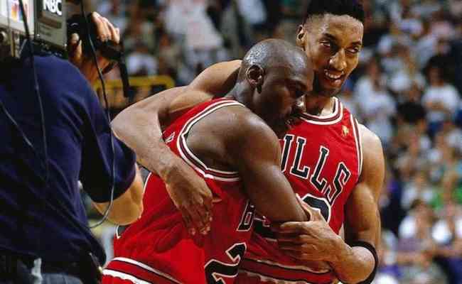Em 1997, o Bulls venceu como visitante o Jazz no quinto jogo e encaminhou o quinto ttulo da franquia; com febre e gripado, Michael Jordan anotou 38 pontos naquela partida