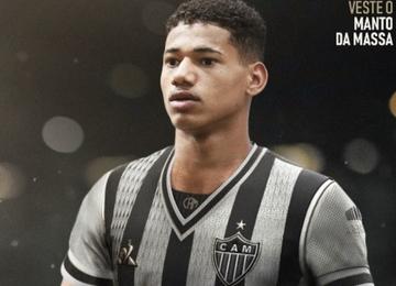 Jovem de 21 anos assina contrato de cinco temporadas com o Galo