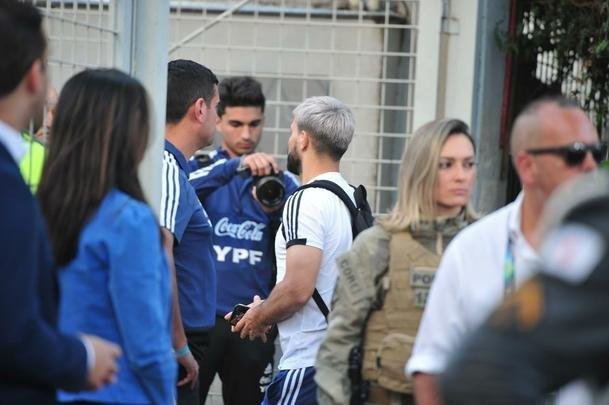 Seleo Argentina chegou a Belo Horizonte para jogo contra o Brasil