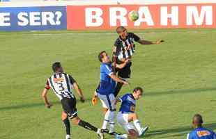 Leonardo Silva: 12/02/2011 - Cruzeiro 3 x 4 Atltico (Campeonato Mineiro) - Estreia pelo Atltico logo aps deixar o Cruzeiro