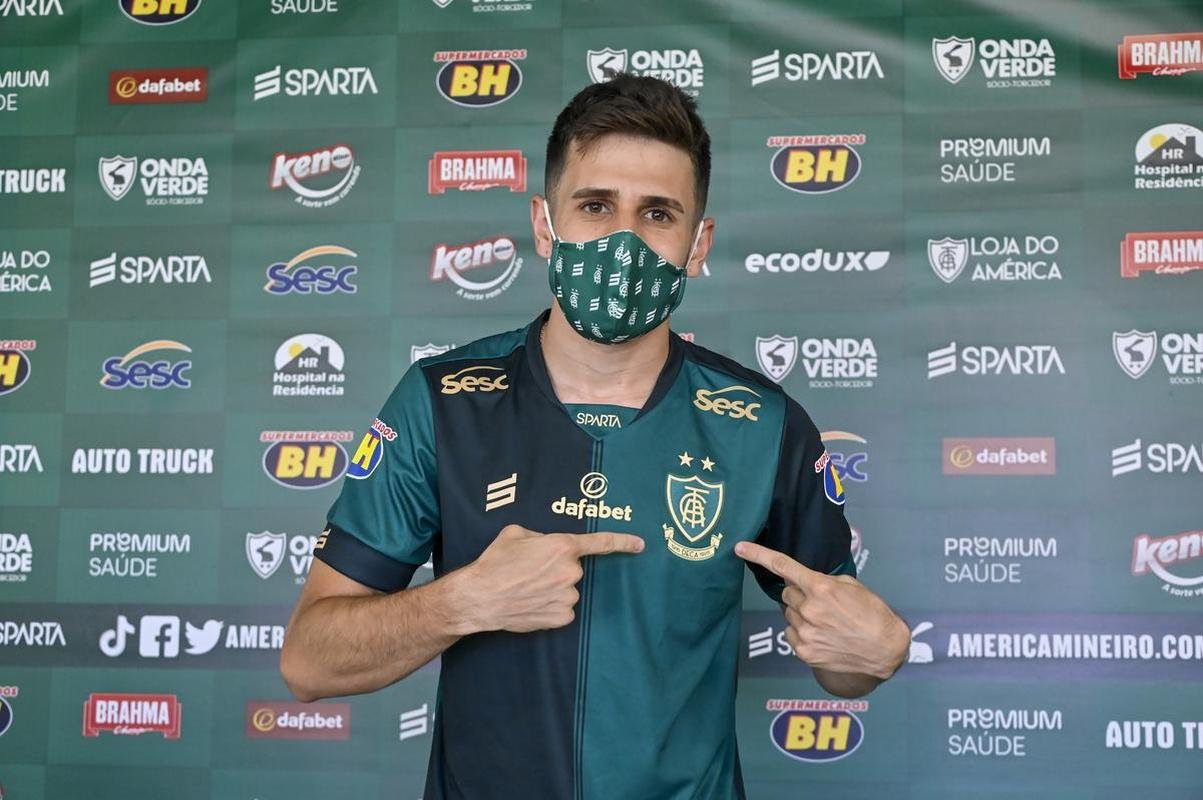 Luiz Fernando (atacante; emprestado pelo Tombense)