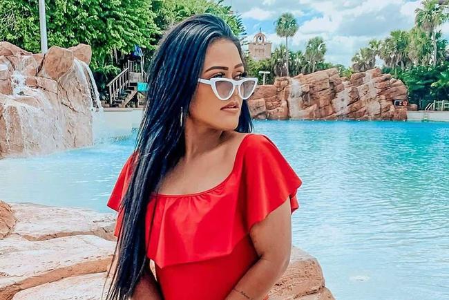 Camila Loures, youtuber