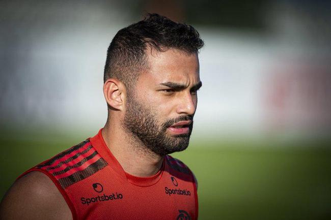 Thiago Maia: volante sofreu uma ferida corto-contusa na perna esquerda e precisou ser levado ao hospital para um procedimento cirúrgico. Não enfrenta o Atlético.