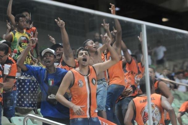 Com gols de Felipe Augusto e Al, Amrica venceu Coimbra por 2 a 0, nesta segunda-feira, no Independncia, pela sexta rodada do Campeonato Mineiro