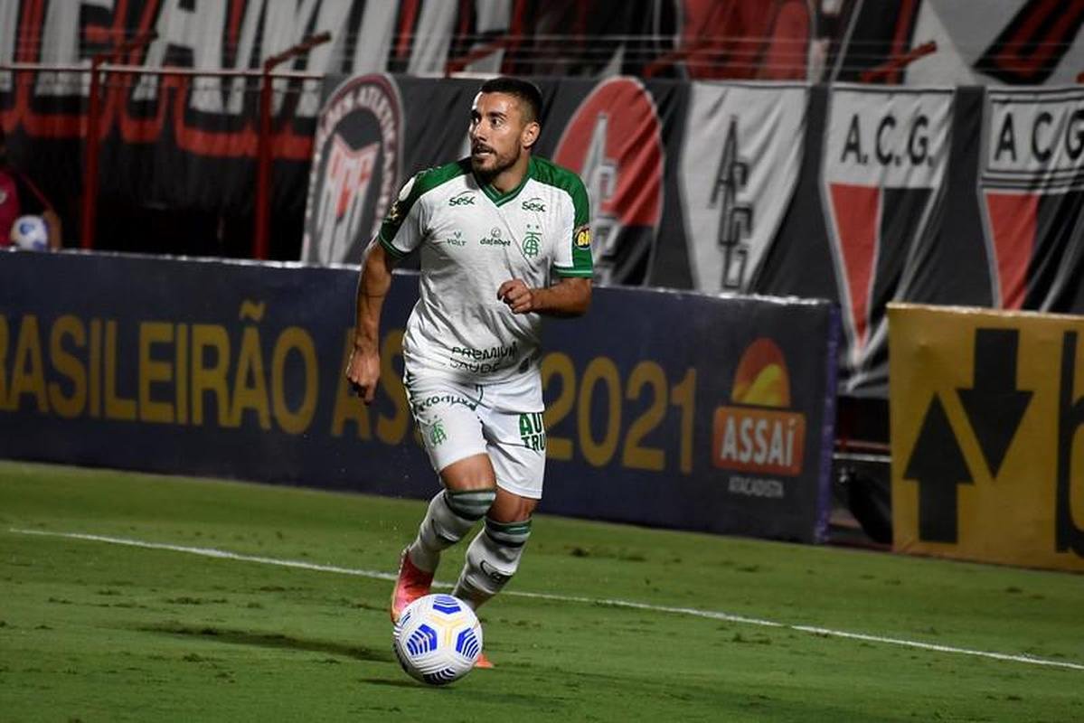 Atltico-GO e Amrica se enfrentaram em Goinia, pela 14 rodada do Campeonato Brasileiro