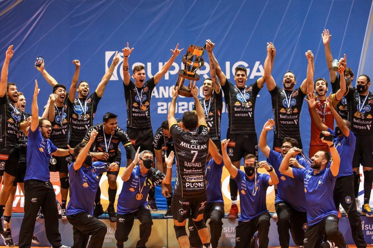 Minas no resistiu ao poderoso Taubat, perdeu por 3 sets a 0 e terminou a Superliga como vice-campeo