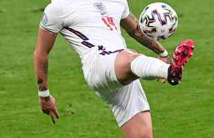 Kalvin Phillips (Inglaterra) - Sofreu leso no ombro que o tirou da ltima convocao da Inglaterra, mas a previso do Manchester City  que ele esteja  disposio para a Copa.