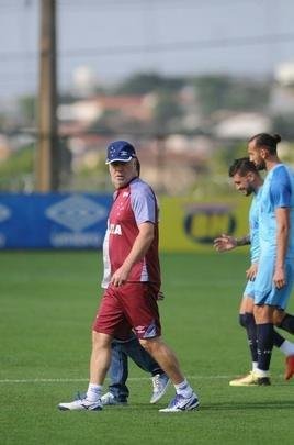 Fotos da reapresentao do Cruzeiro nesta segunda-feira, na Toca da Raposa II. Time se prepara para enfrentar o Boca Juniors, quinta-feira  noite, s 21h45, no Mineiro. Jogo valer pelas quartas de final da Copa Libertadores (Leandro Couri/EM D.A Press)