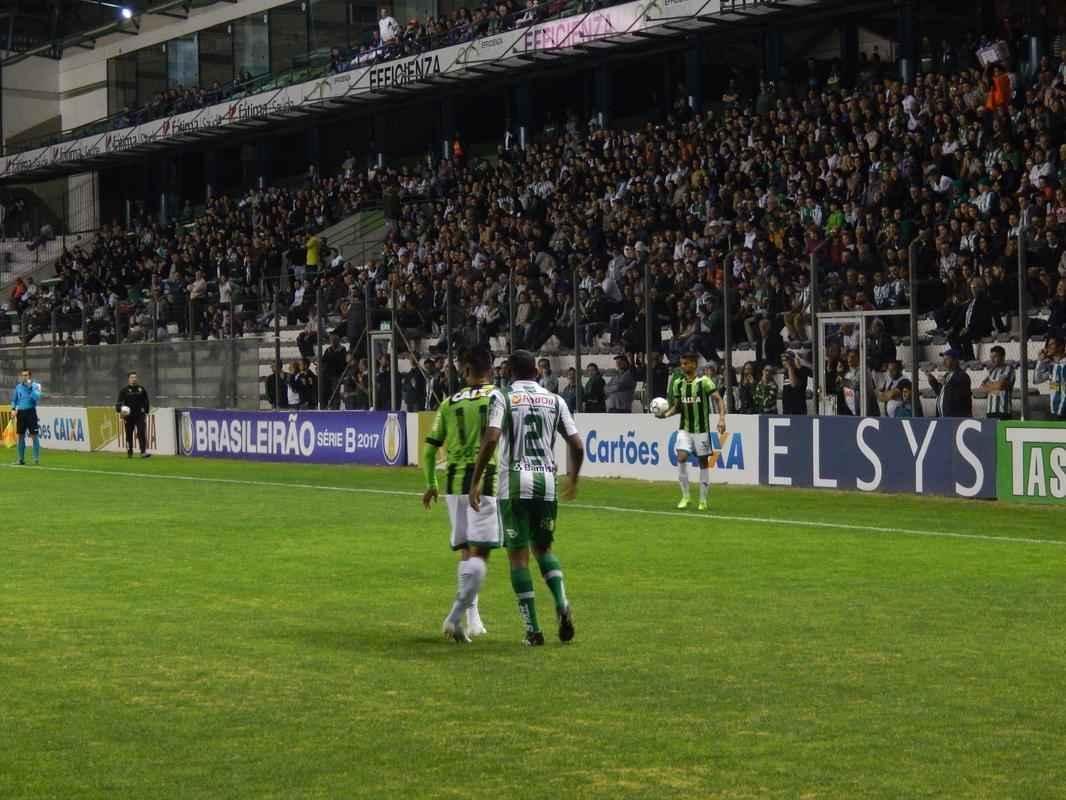 Amrica enfrentou o Juventude, no Alfredo Jaconi, em Caxias do Sul, pela Srie B do Brasileiro