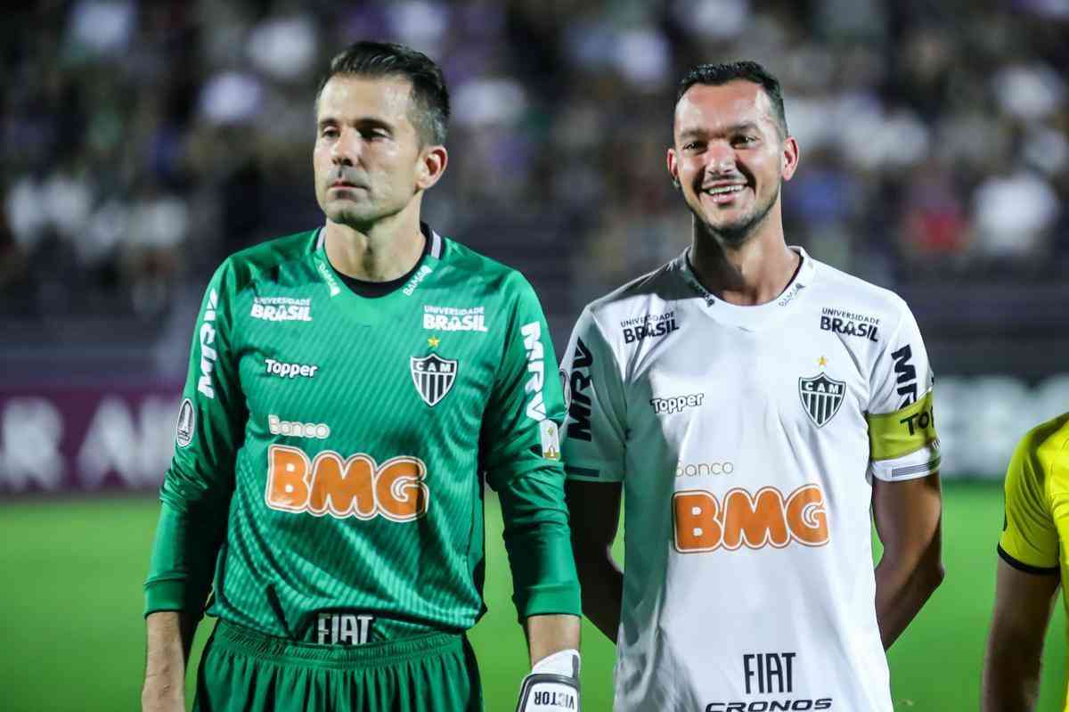 Imagens da partida entre Defensor e Atltico, em Montevidu, pela Libertadores