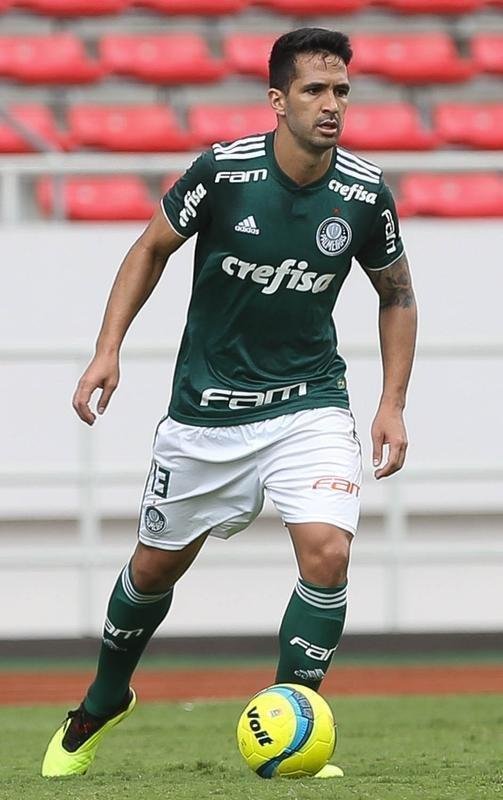 Luan Garcia (Palmeiras) - 25 anos - 1 jogo no Campeonato Brasileiro - O defensor  reserva do Palmeiras. Jogou apenas uma vez, na vitria alviverde por 2 a 0 sobre o Grmio, no Rio Grande do Sul.