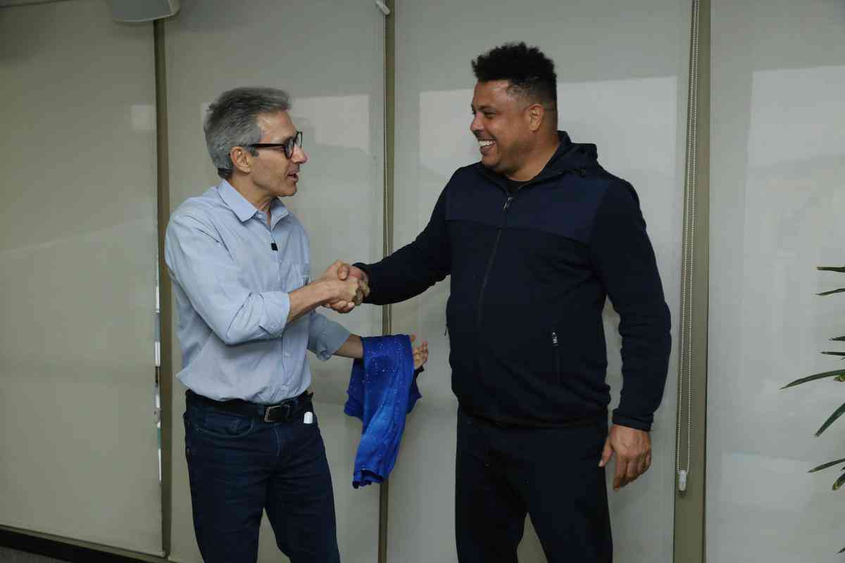 Encontro de Ronaldo, sócio majoritário da SAF do Cruzeiro, com o governador de Minas, Romeu Zema, na sede do Banco BDMG, em Belo Horizonte