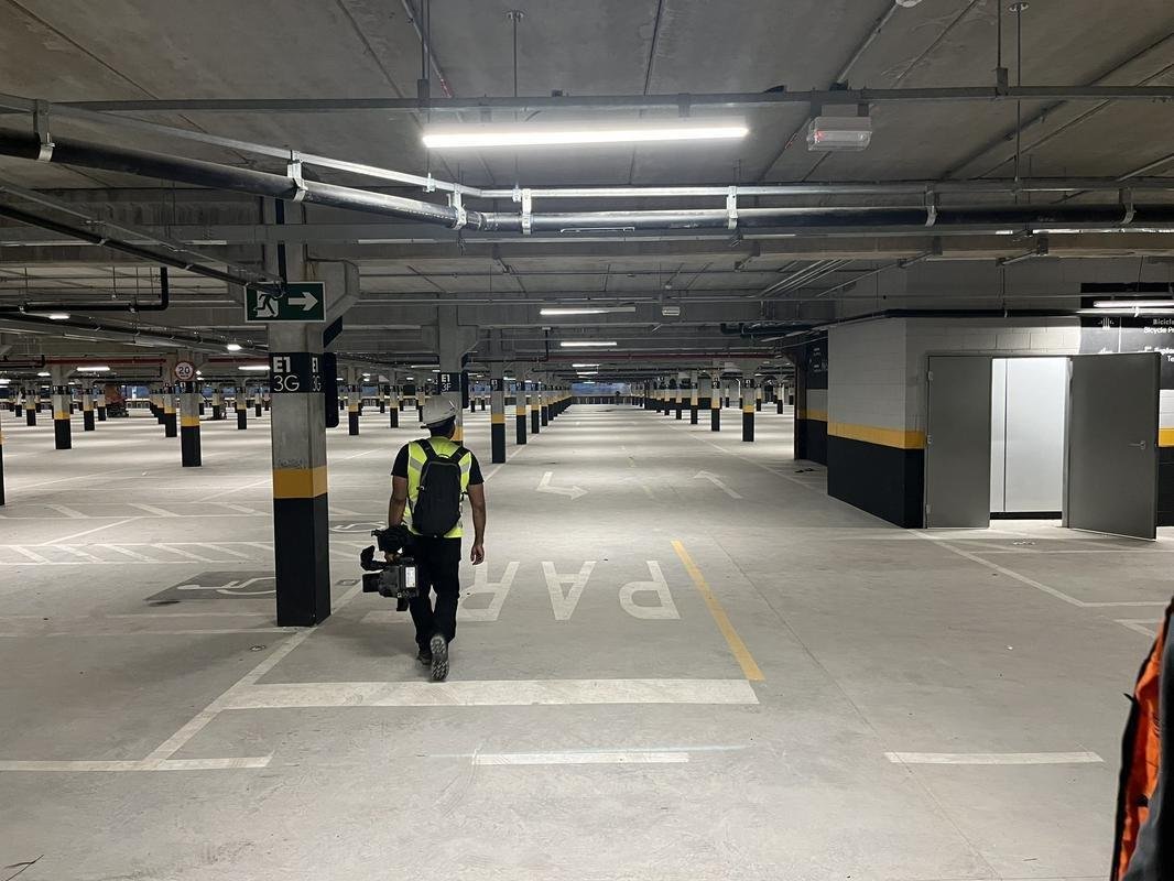 Fluxo para carros no estacionamento