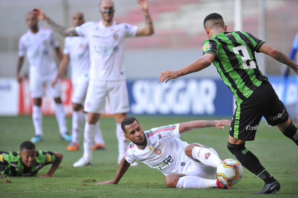 Amrica e Boa Esporte empataram em jogo movimentado no Independncia 