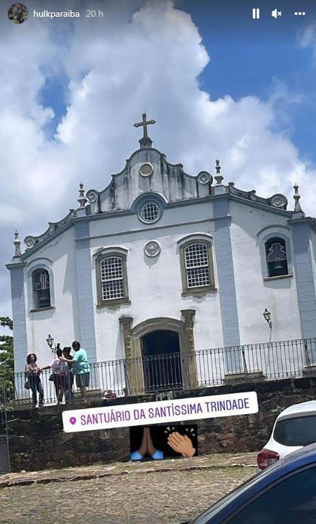 Hulk foi para Tiradentes com a famlia 