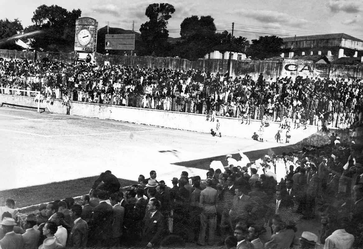 Estdio da Alameda (Otaclio Negro de Lima), que pertenceu ao Amrica entre 1929 e 1973, tambm recebeu clssicos