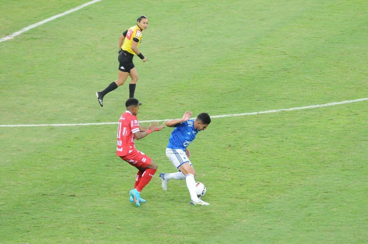 Fotos do jogo entre Cruzeiro e Vila Nova, no Mineiro, pela 15 rodada da Srie B