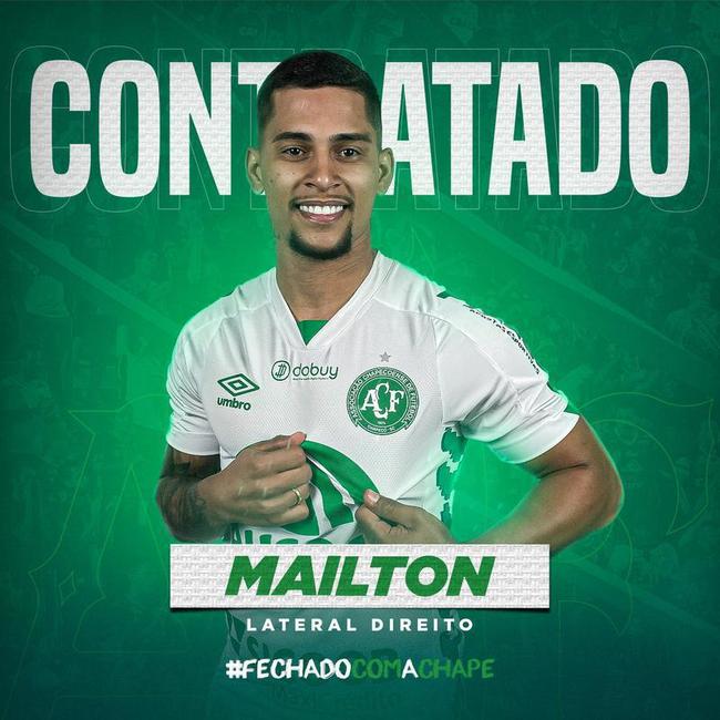 Mailton, lateral derecho (Chapecoense)