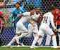 Com Arrascaeta titular e Salah no banco, Uruguai bate Egito na estreia na Copa 