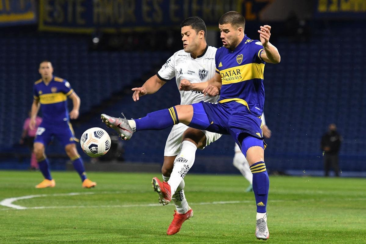 Fotos do jogo entre Boca Juniors e Atltico, na Bombonera, em Buenos Aires, pela ida das oitavas de final da Copa Libertadores de 2021