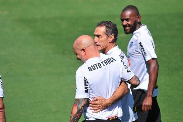 Jorge Sampaoli foi apresentado na tarde desta segunda-feira como novo tcnico do Atltico