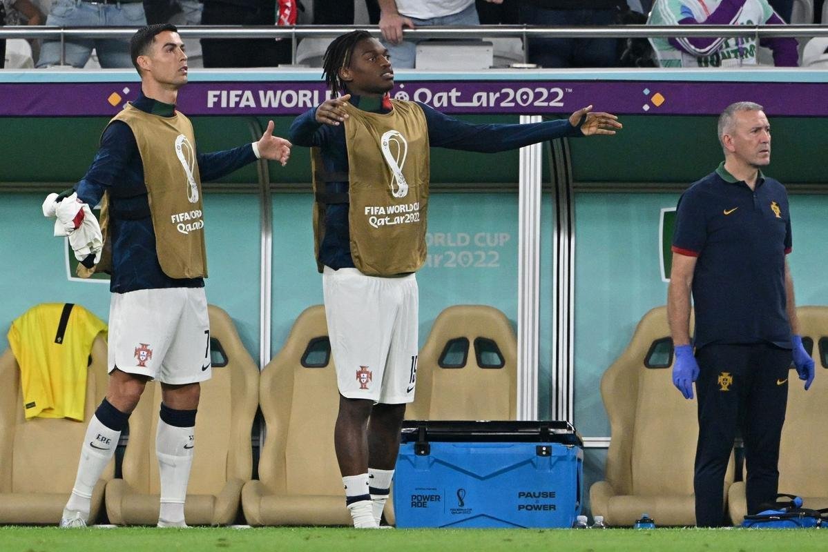 As reaes de Cristiano Ronaldo no banco e durante o jogo contra Marrocos pelas quartas de final da Copa do Mundo