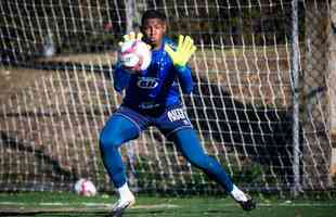 Fotos do treino do Cruzeiro na tarde desta quinta-feira (19/8), na Toca da Raposa II, em Belo Horizonte. Time fechou a preparao para enfrentar o Confiana, s 21h30 desta sexta-feira, no Mineiro