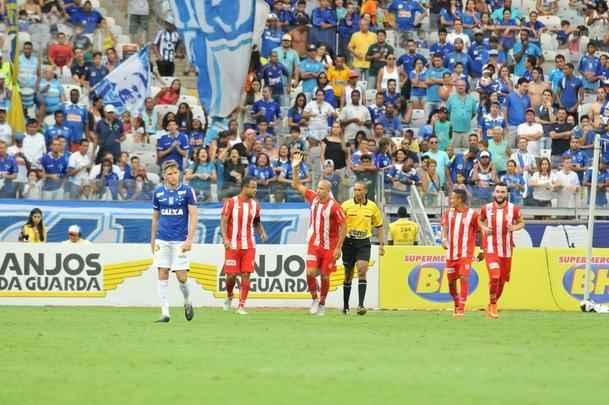 Fotos de Cruzeiro x Villa Nova, no Mineiro, pela oitava rodada do Estadual (Rodrigo Clemente/EM D.A Press)