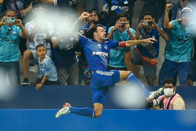 Sebastin Rodrguez empatou o jogo para o Emelec em cobrana de pnalti: 1 a 1