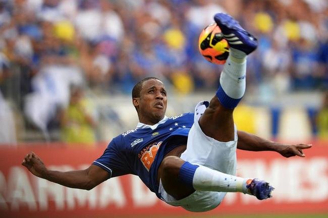 4 Borges - 19 gols (2013)