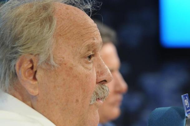 Novo gestor de futebol do Cruzeiro, Zez Perrella deu entrevista nesta sexta-feira, na Toca da Raposa II