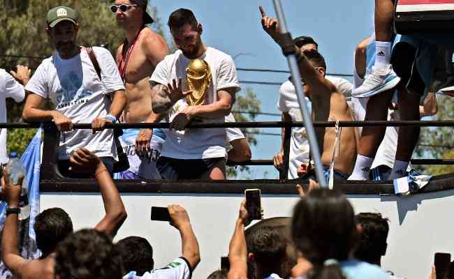 Messi comemorou a conquista do tricampeonato na Argentina