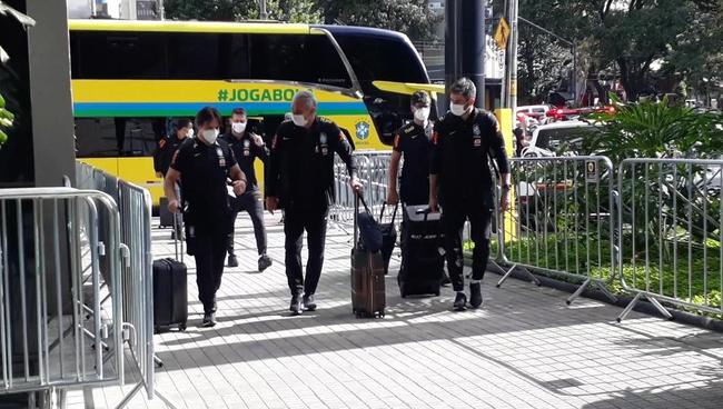 Chegada da Seleção Brasileira a Belo Horizonte, para jogo contra o Paraguai, pelas Eliminatórias