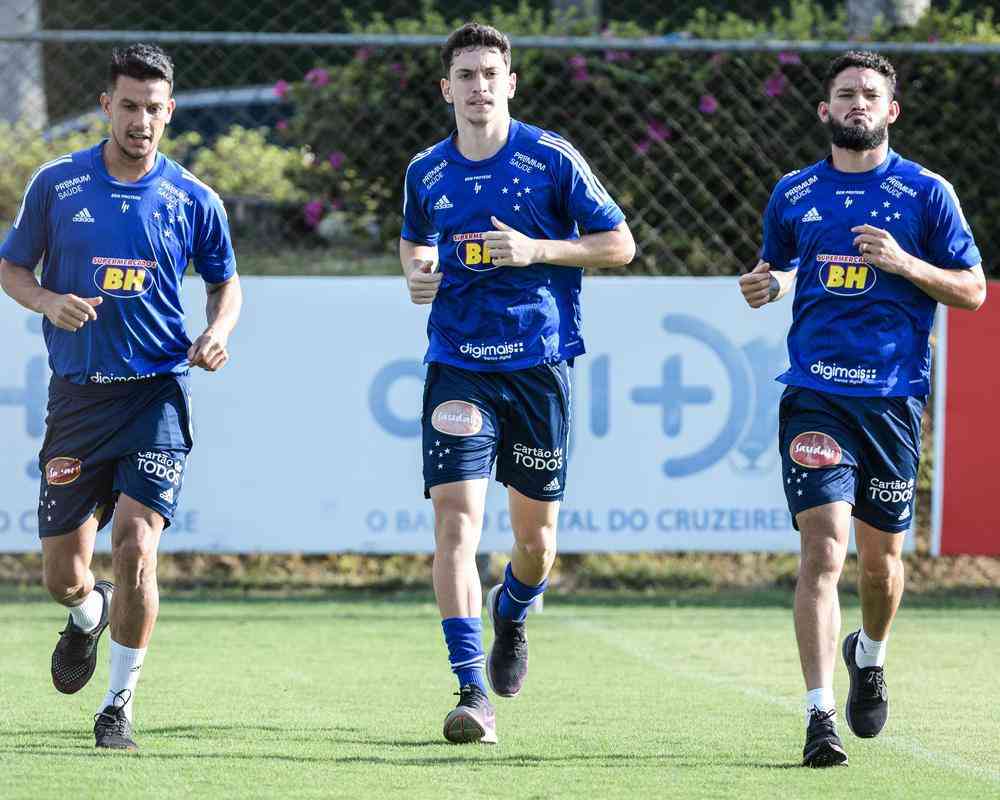 Imagens do treino do Cruzeiro neste domingo (8/11)